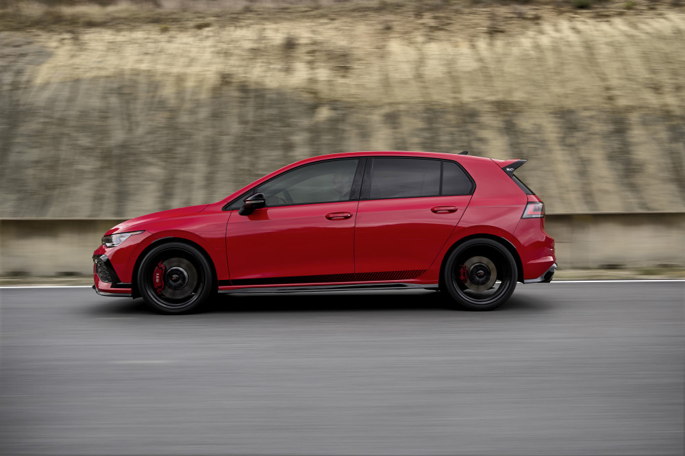 Volkswagen Golf GTI EDITION 50